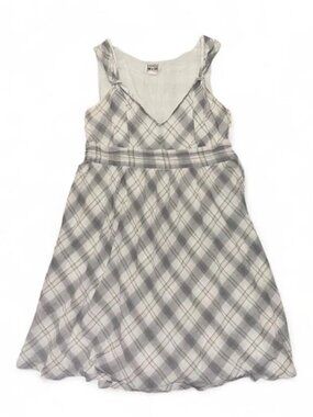sage green plaid babydoll sweetheart neckline converse midi dress